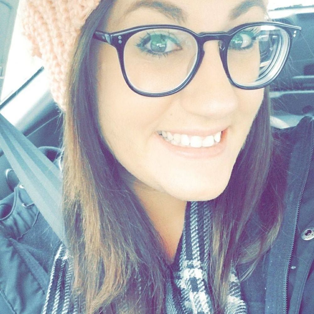 Meet your Posher, Christinith